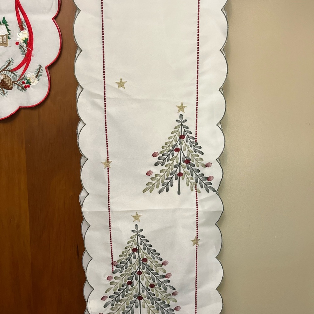 Holiday Embroidered Table Runners - Picture 2 of 6